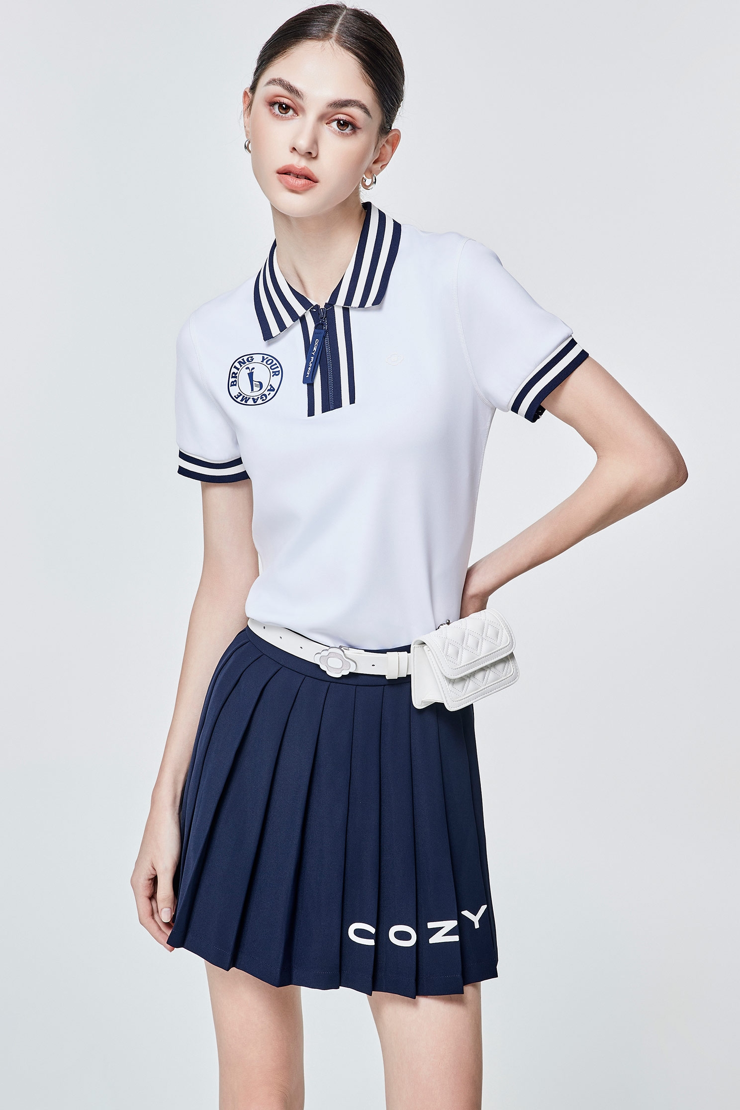 字母印花迷你百褶裙字母印花迷你百褶裙,PREMIERE 經典系列,白色裙子,百摺裙,秋冬穿搭