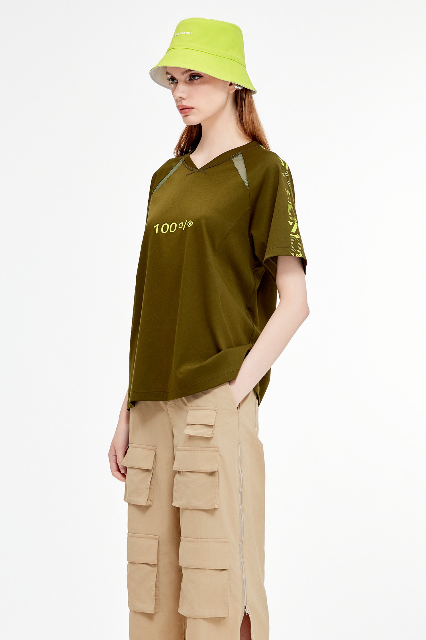 網布拼接透氣上衣網布拼接透氣上衣,CRUISE 渡假系列,T-Shirt,上衣,春夏穿搭