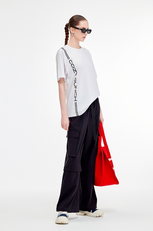 中性寬鬆印花上衣,T-Shirt